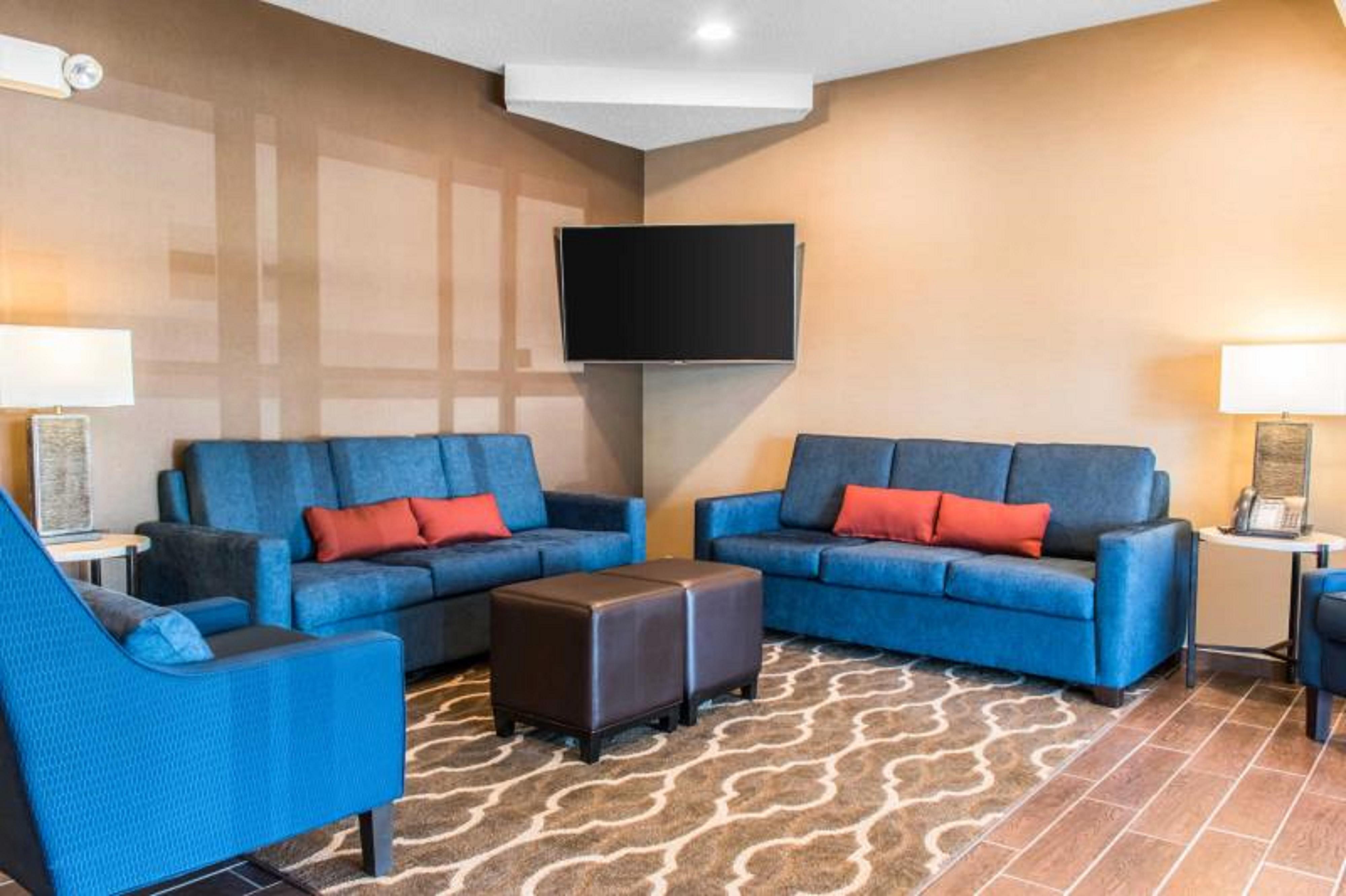 Comfort Lancaster County 3* Columbia