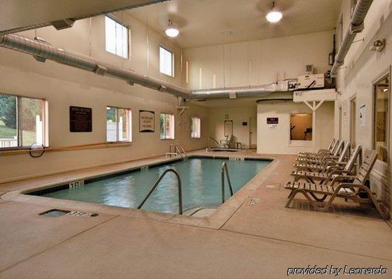 Comfort Lancaster County Inn Columbia