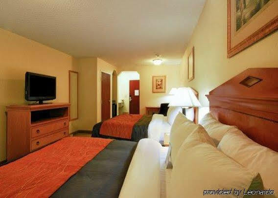 Comfort Lancaster County Inn Columbia